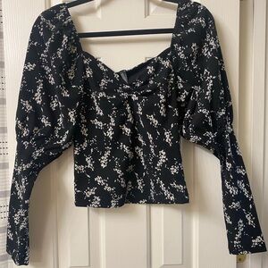 Anthropologie Sweetheart  Black and White Print Puff Sleeve Blouse Size Small